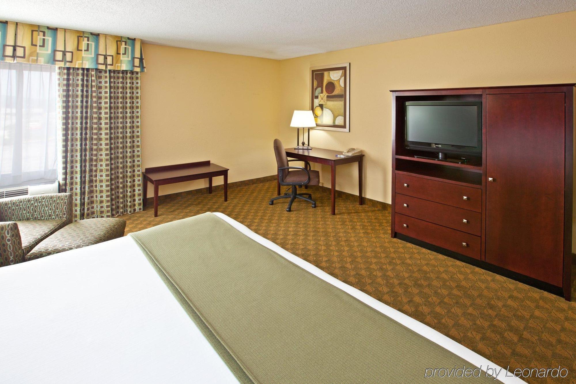 Western Eagles Hotel 3*
