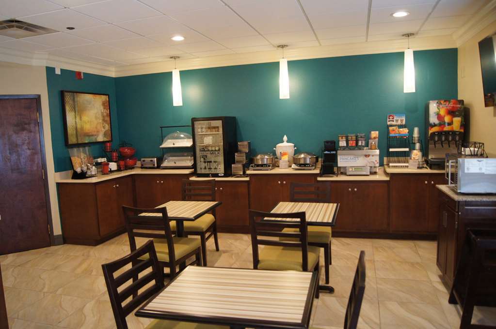 Western Eagles Hotel 3*